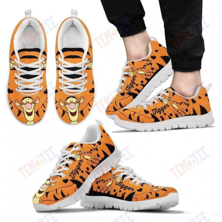 Mens Womens Tigger Winnie The Pooh Color Unisex Sneakers Trending Brand Custom Running Shoes For Men Women TDT340