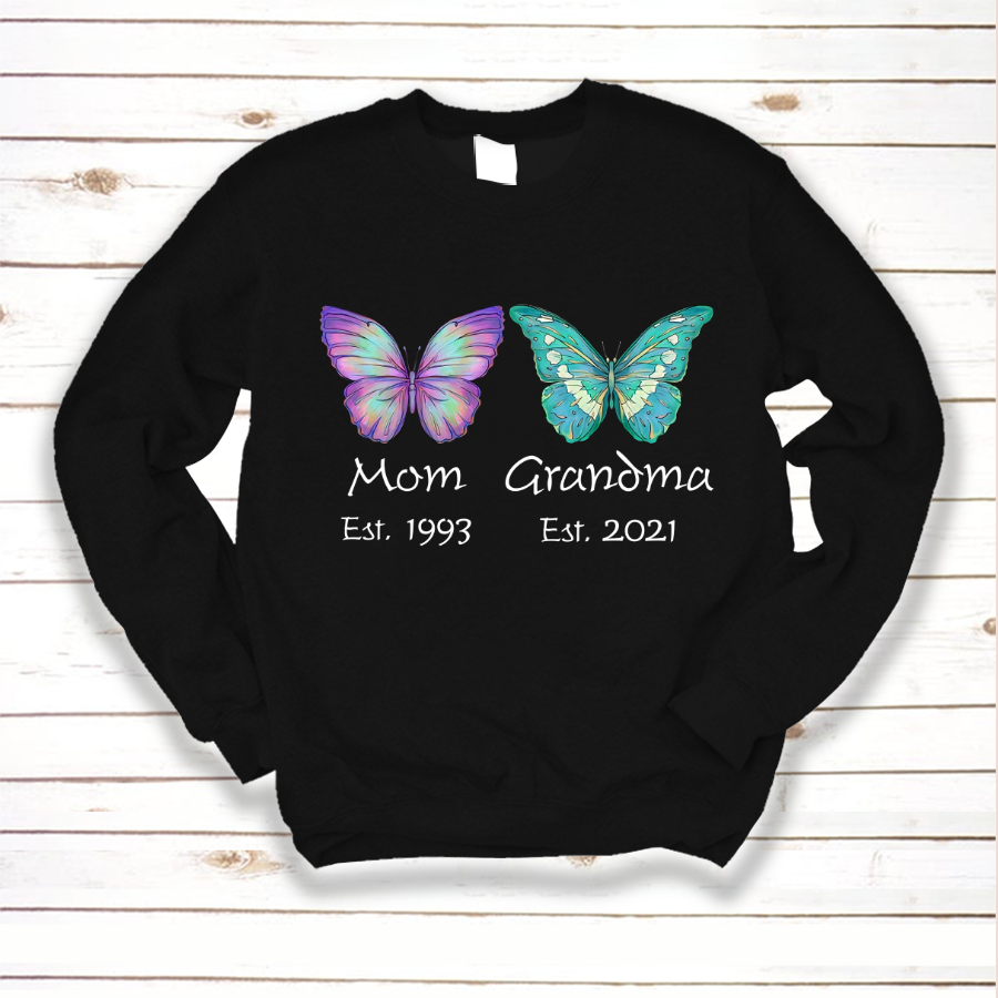 Butterfly Mom Grandma Est Sweatshirt