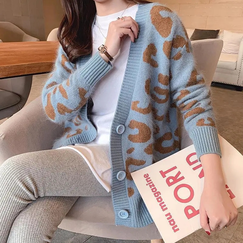 2022 Autumn Winter Knitted Leopard Sweaters Women Korean V Neck Thick Print Cardigan Coat Loose Button Outwear Tops alx