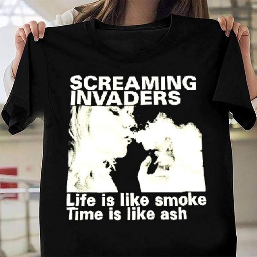 Smoke Smoking Fashion Smoking Girl Grunge Aesthetic T-Shirt  Cute Graphic Tee Gold Tops