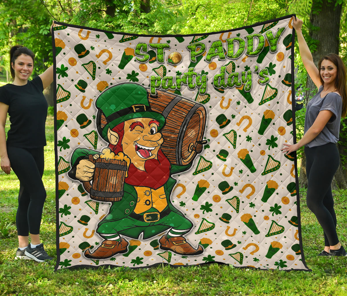 Saint Patrick’S Leprechauns Drinking Beers St. Patrick Symbols Patterns Premium Quilt Blanket