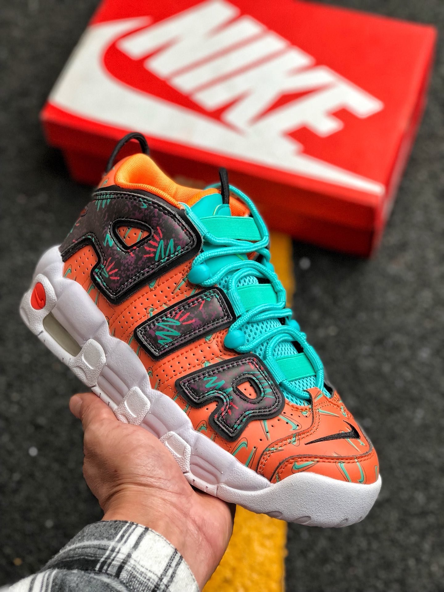 Nike Air More Uptempo What The 90s Total OrangeBlack-Hyper Jade 5338657