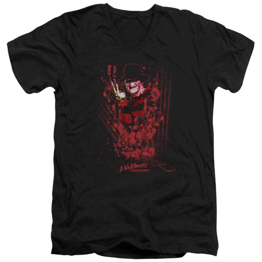 A Nightmare on Elm Street One Two Freddys Coming For You Men’s V-Neck T-Shirt