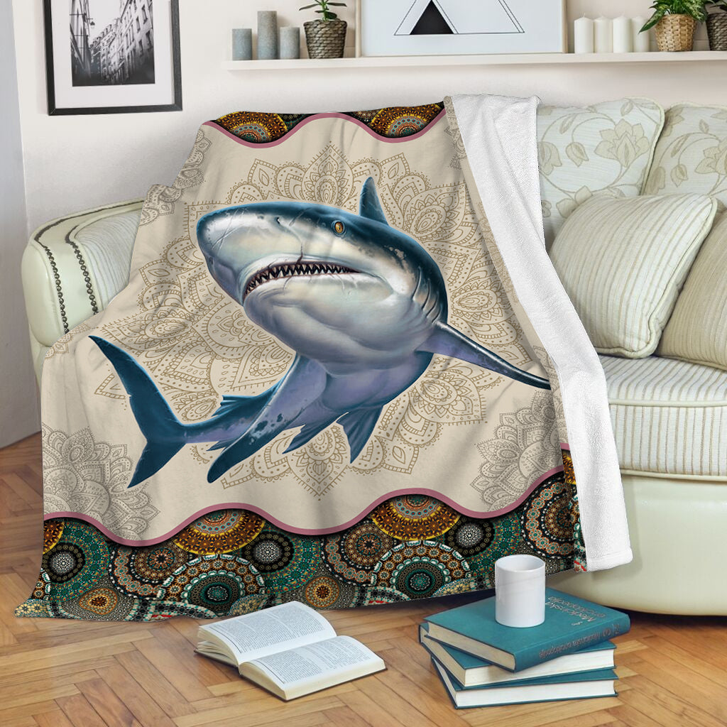 Shark Vintage Mandala Fleece Throw Blanket – Throw Blankets For Couch – Best Blanket For All Seasons