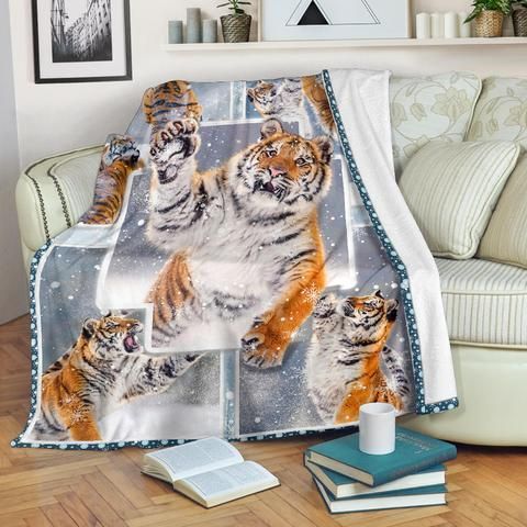 Tiger Sherpa Fleece Blanket RR4389