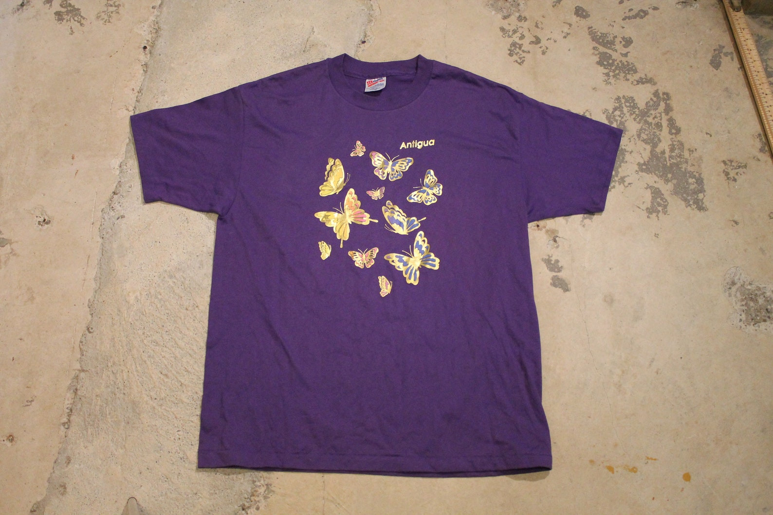 Vintage T Shirt  Antigua  Animal Graphic  Butterfly  80S  90S  Streetwear Fashion  Heavyweight  Usa