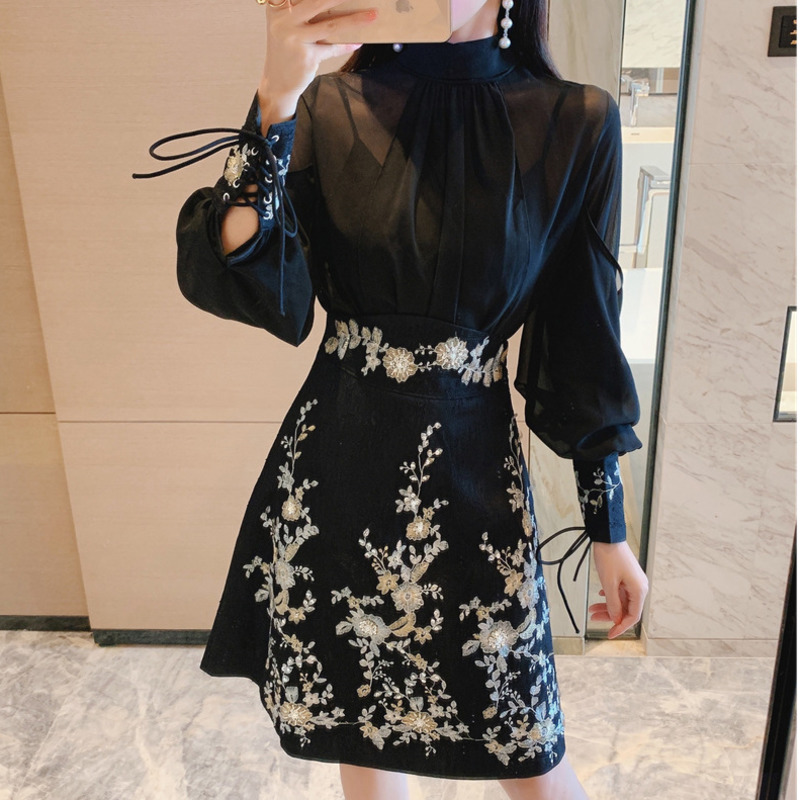 [EWQ] Temperament Fashion Trend Women Stand-up Collar Beaded Loose Lantern Sleeve Dress Party Queen Clothing Black 2022 Autumn alx