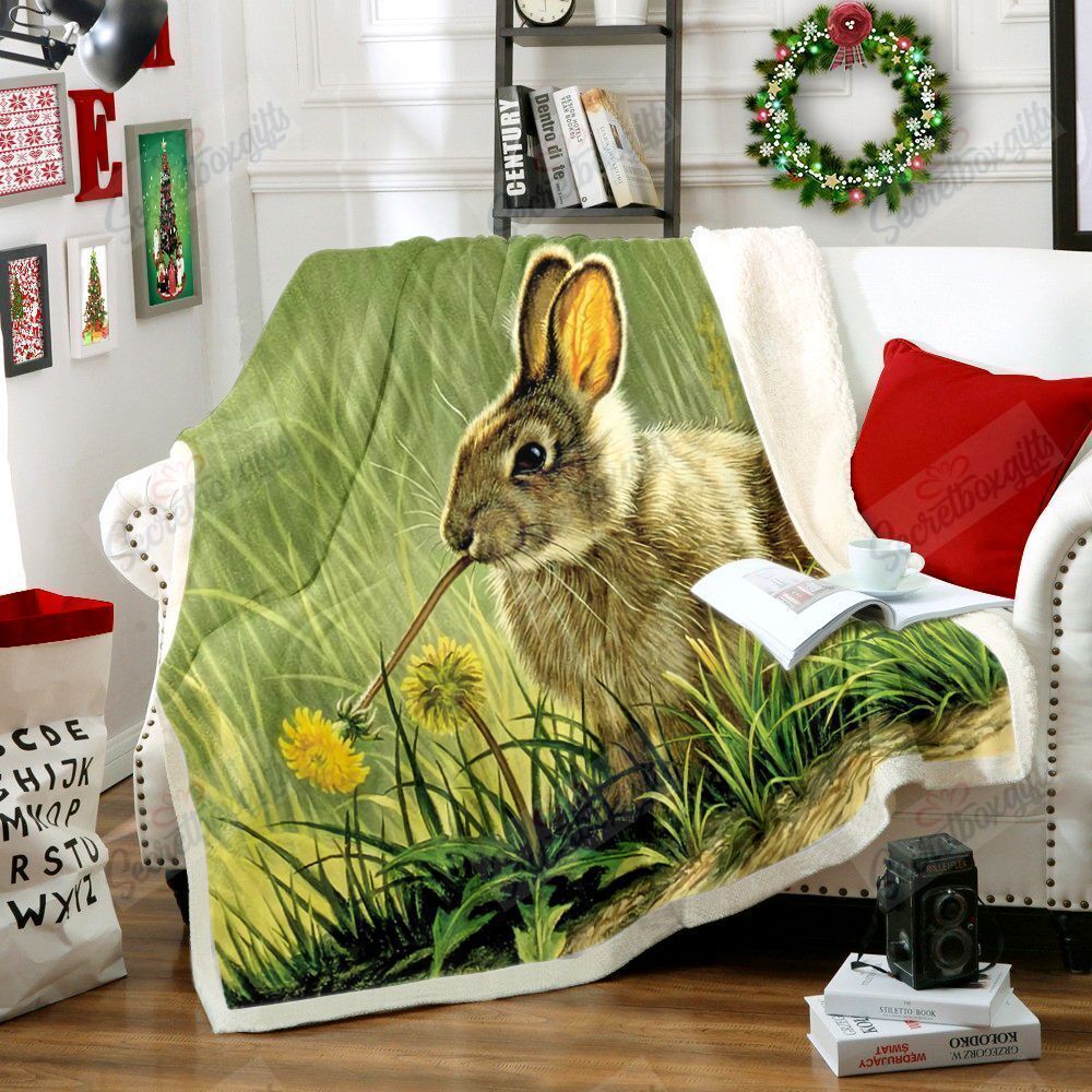 Rabbit Am0211606Cl Fleece Blanket