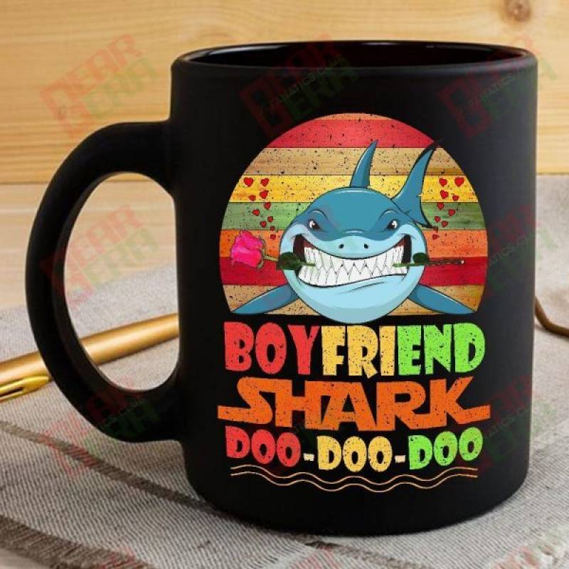 Vintage Boyfriend Shark Doo Doo Doo Coffee Mug Retro Shark And Rose Womens Custom Father’s Day Mother’s Day Gift Idea GE745