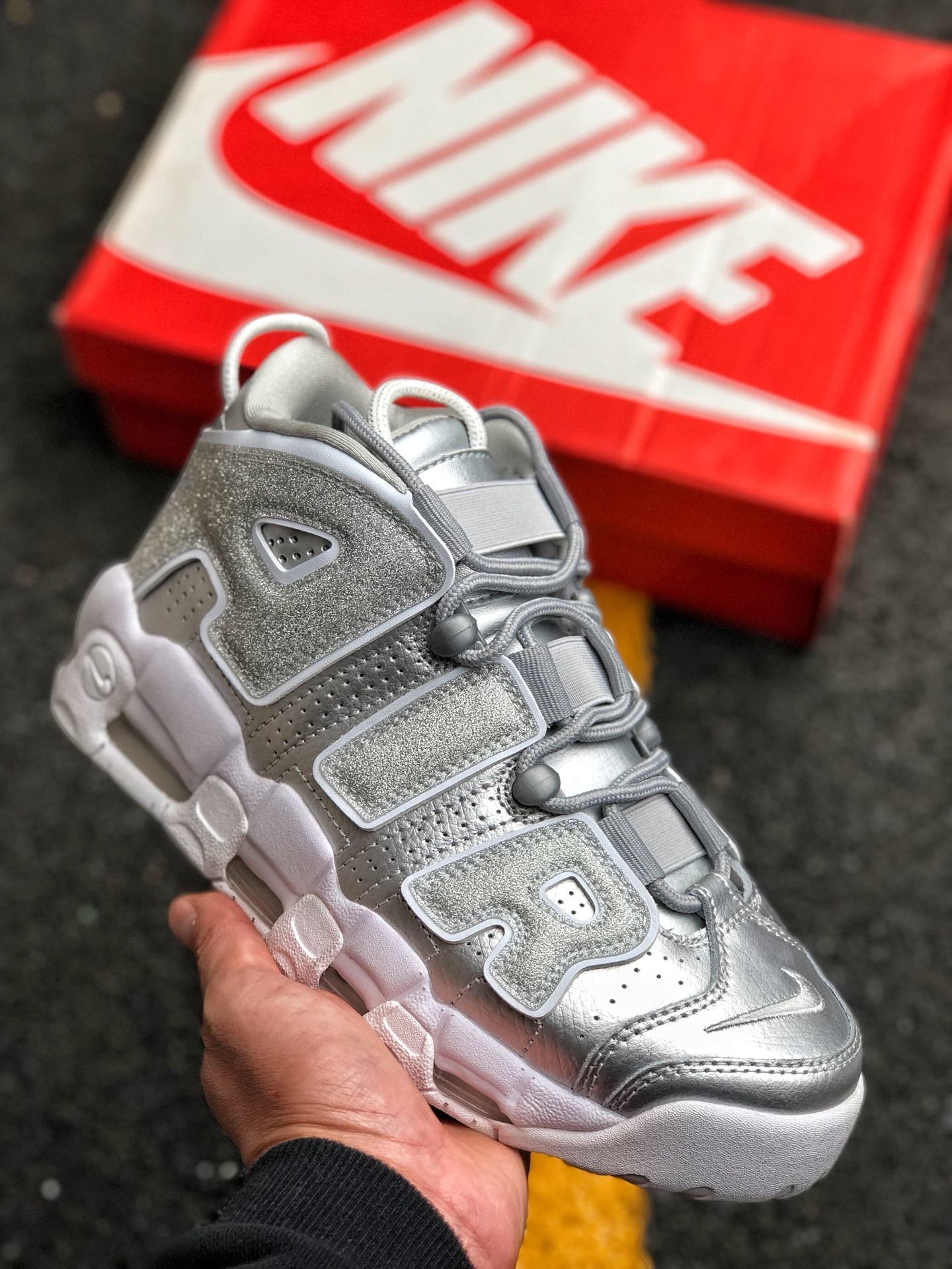 Nike Air More Uptempo Loud and Clear Metallic SilverWhite 5338646