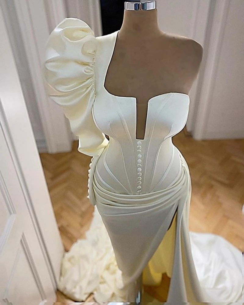 2020 Arabic Satin White Prom Dresses One Shoulder Long Sleeve Formal Evening Gowns Side Split Party Dress alx