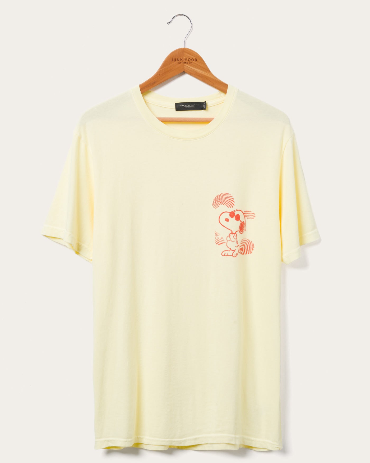 Peanuts Snoopy Day Trippin' Vintage Tee - EmprintsTOP