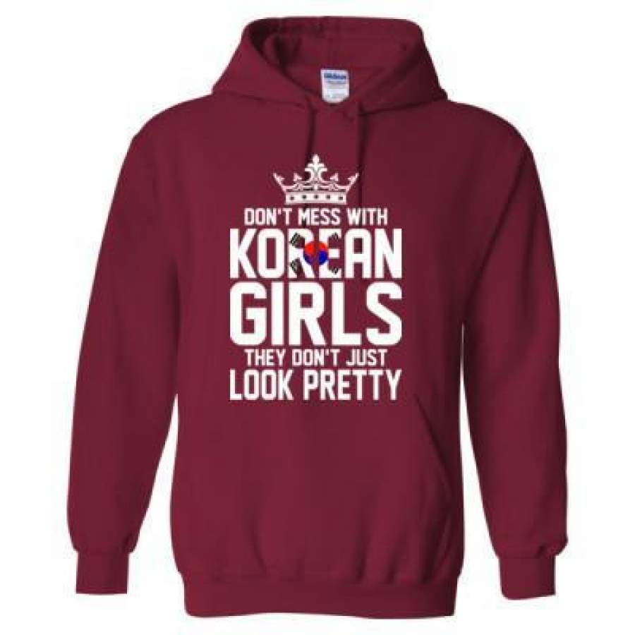 AGR Dont Mess With Korean Girls They Dont Just Look Pretty – Heavy Blend™ Hooded Sweatshirt