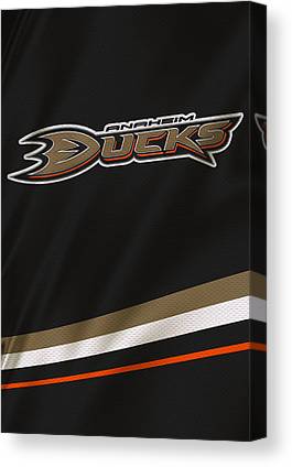 36 Anaheim Ducks Joe Hamilton Canvas Print