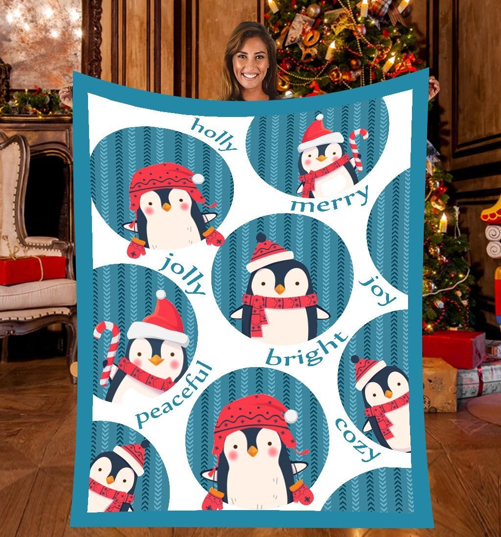 Penguin DTC0412714 Fleece Blanket