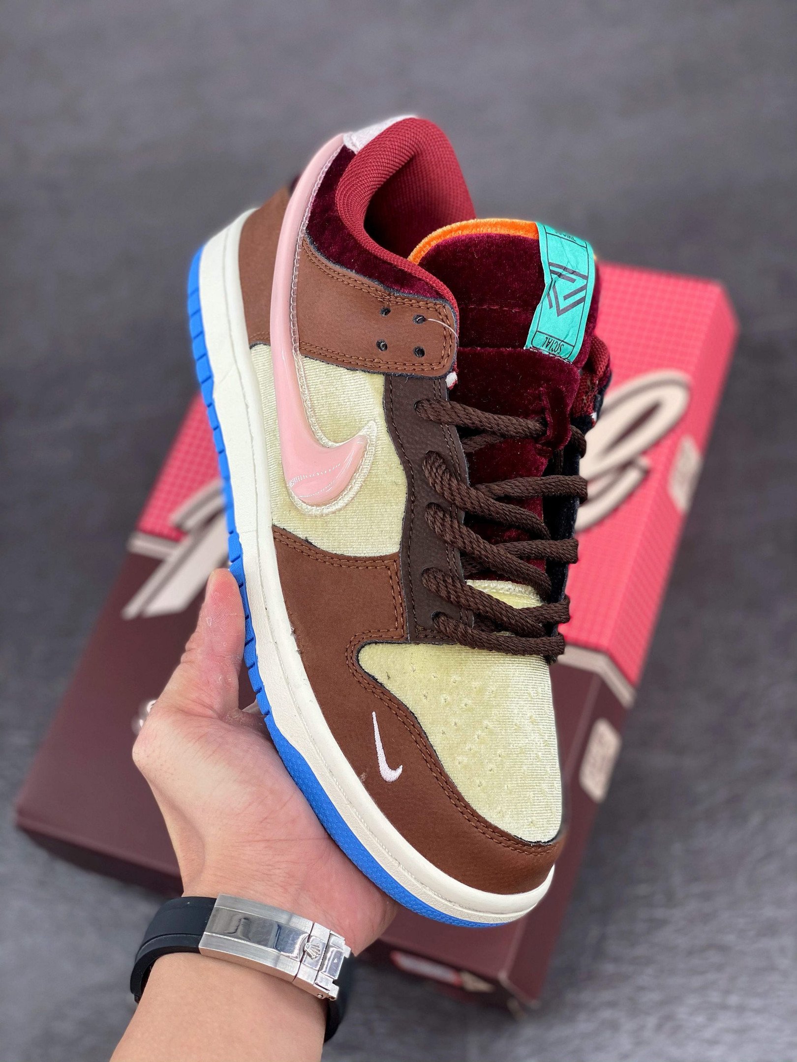 Social Status x Nike Dunk Low Chocolate Milk CanvasMid Soft Pink-Burnt Brown 5338878