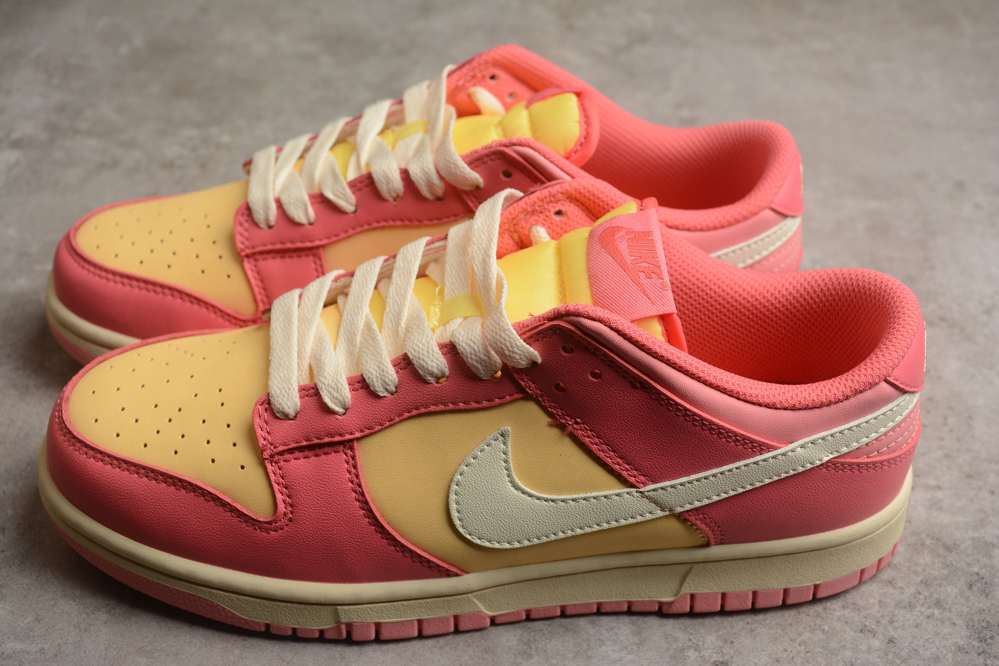 Nike Dunk Low GS ‘Strawberry Peach’ Shoes Sneakers SNK253334598