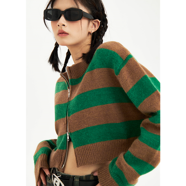 Women Khaki Stripe Sweater Short Contrasting Colors Outerwear Fashion Leisure Winter Long Sleeves Zipper Cardigan Knitting Coat alx