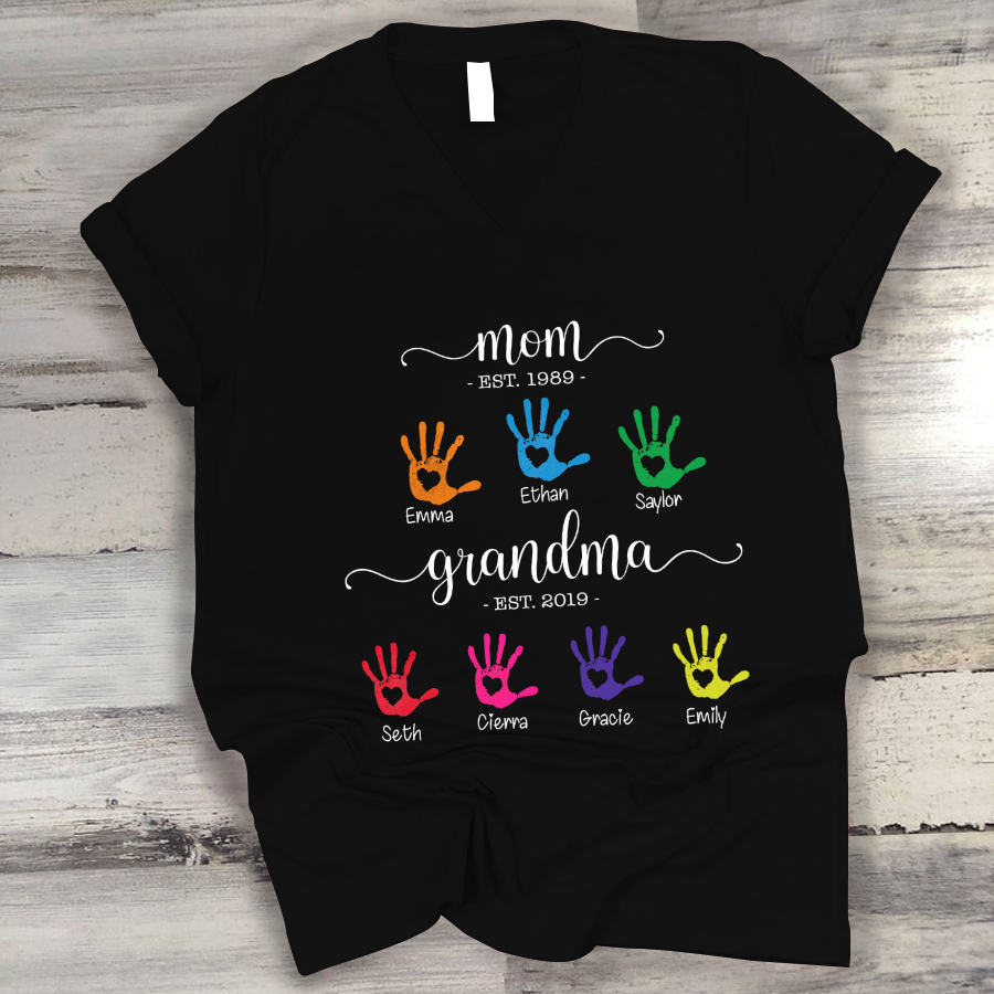 Personalized Grandma With Custom Kid Names, Kids Hands Mom And Grandma V-Neck