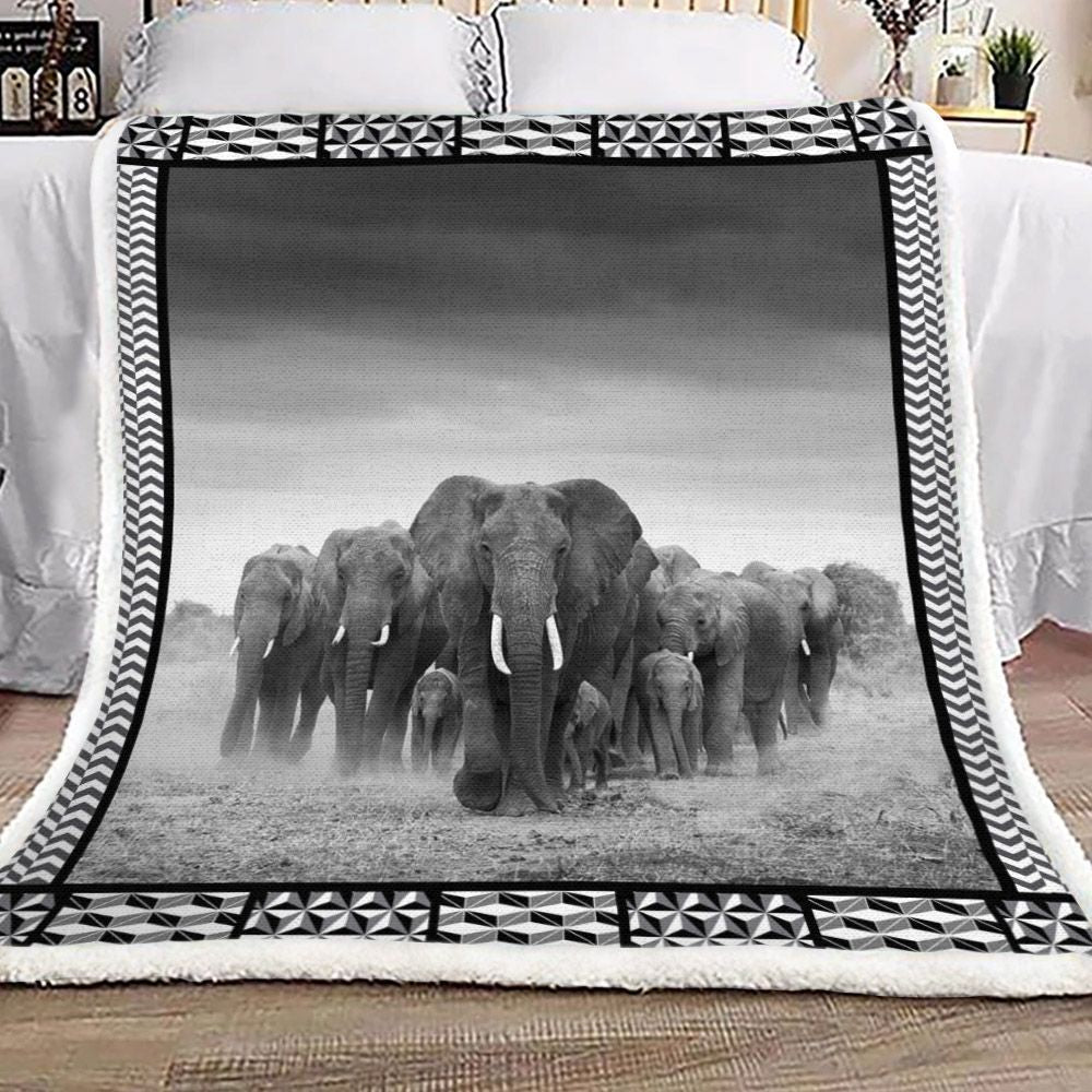 Elephant Yh25100559F Sherpa Fleece Blanket