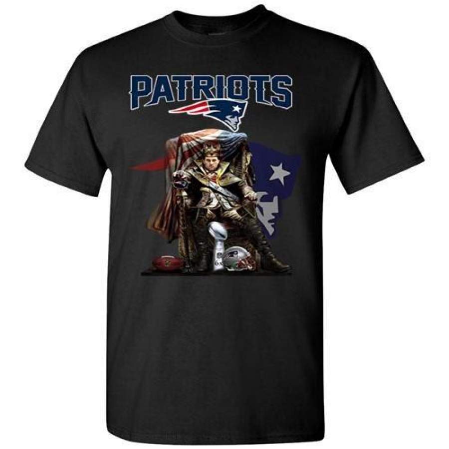 King of North Tom Brady sitting Iron Throne New England Patriots Black Costume gift Gildan Short-Sleeve T-Shirt Test