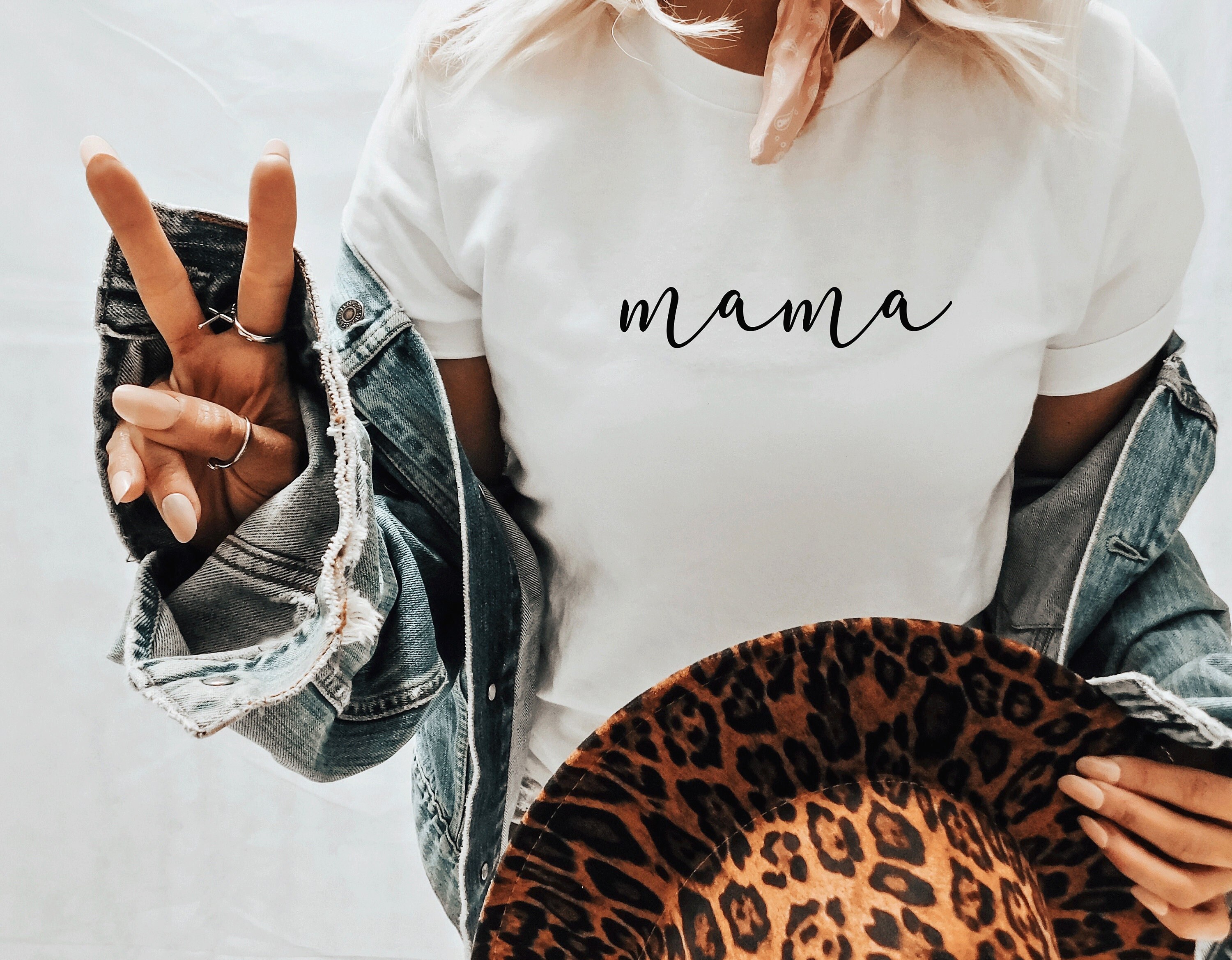 Mothers Day Mama Shirt, Comfort Colors Mothers Day Shirt, Mama T-shirt, Minimal Mama Tee, Gift For Mom, Mothers Day Gift