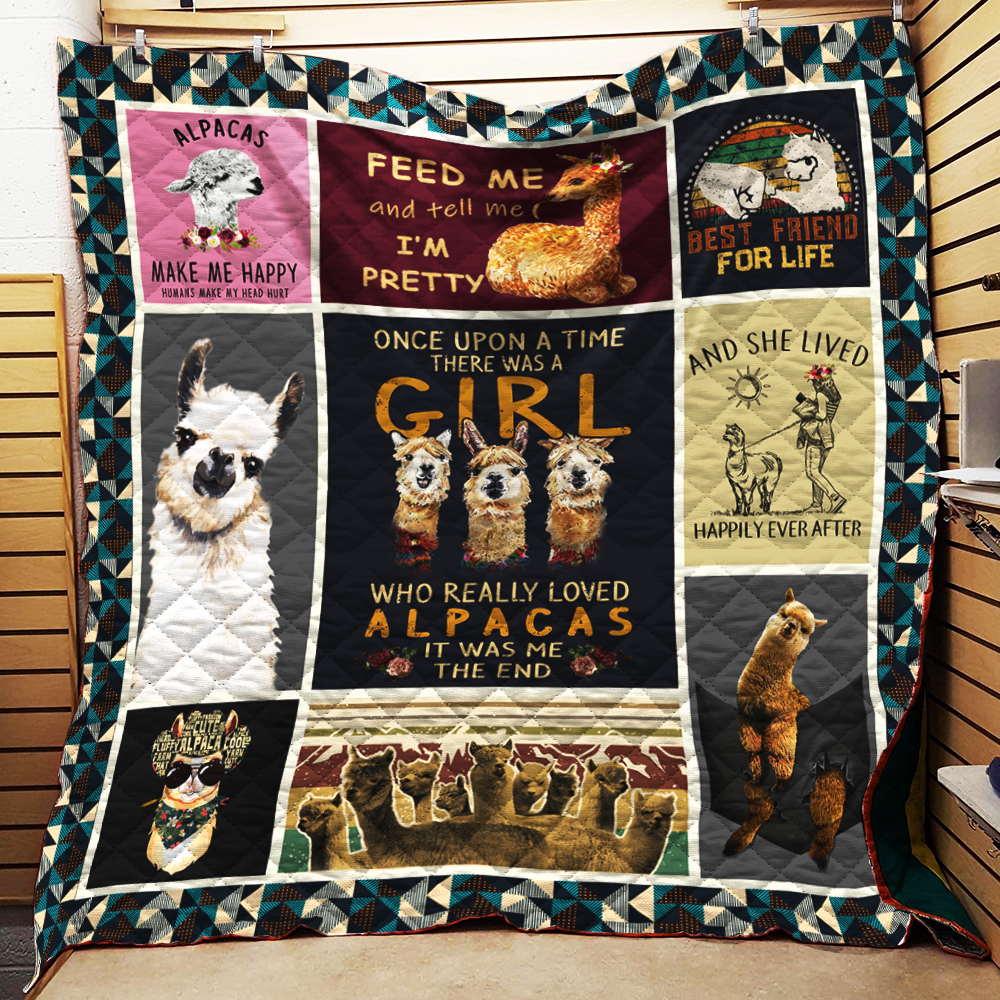 Love Alpacas Quilt Blanket