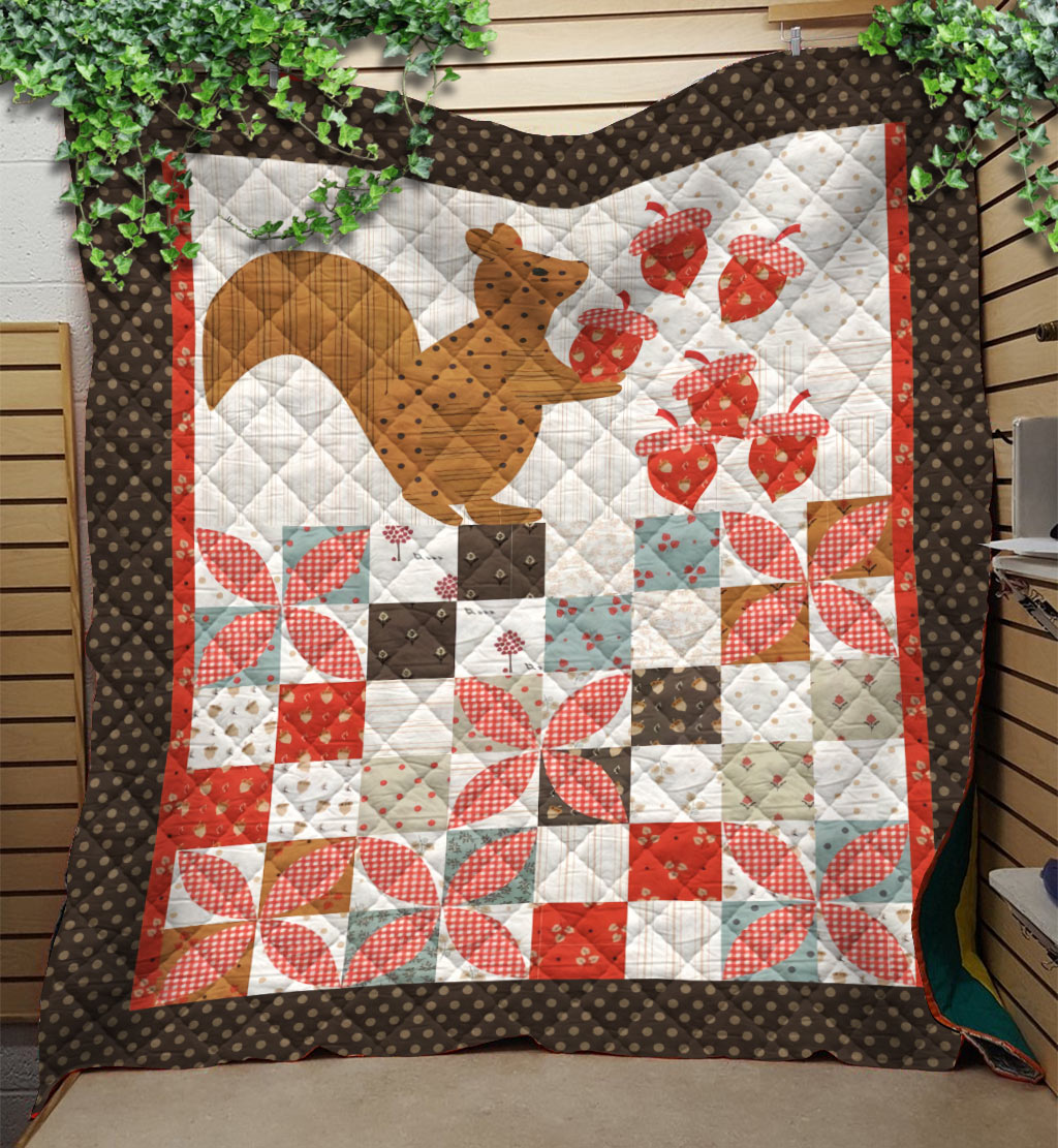 Viticstore™ Soft Cotton Strawberry Rabbit All Size Quilt