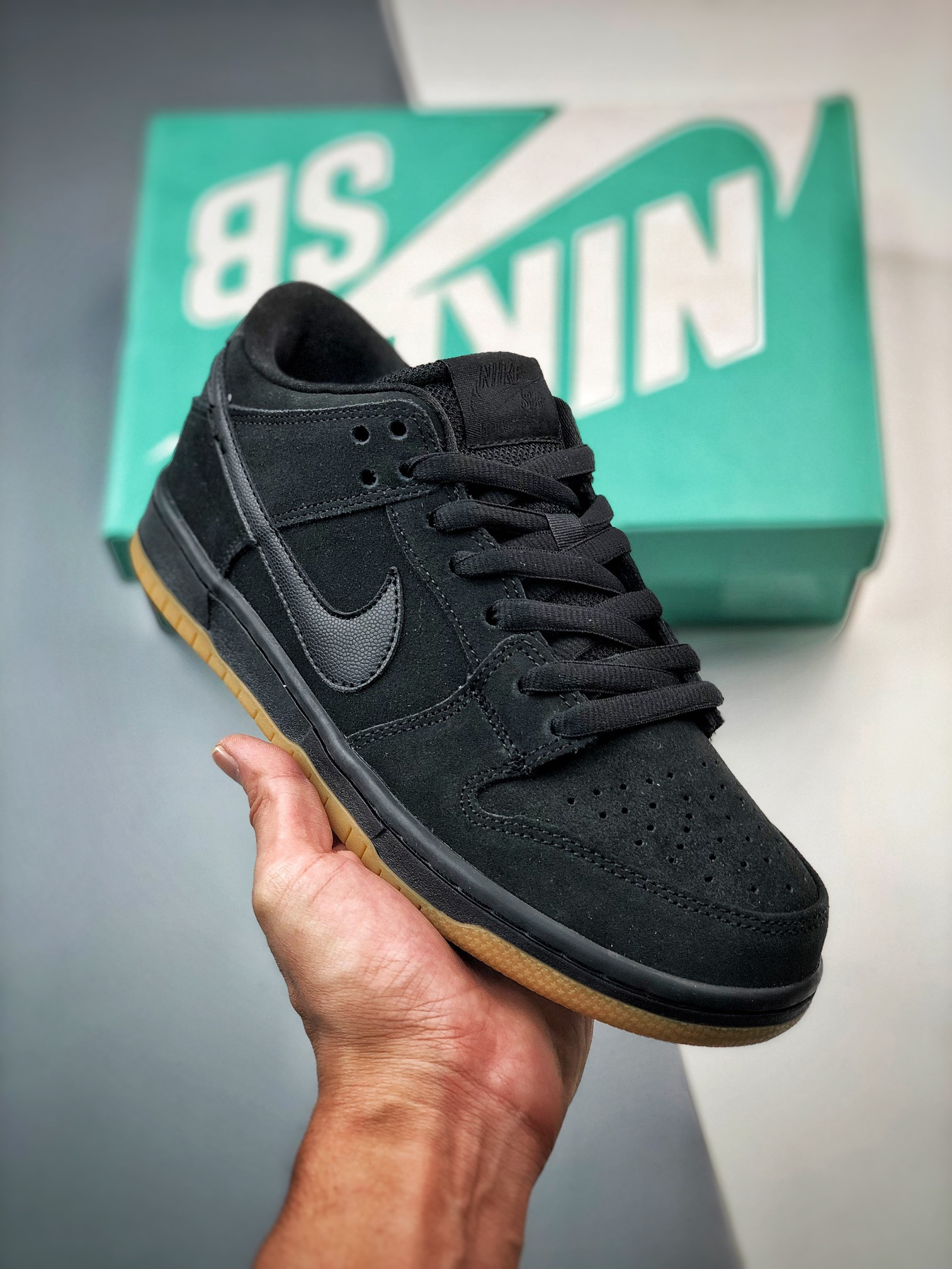 Nike SB Dunk Low IW Black Gum 819674-002 5339072