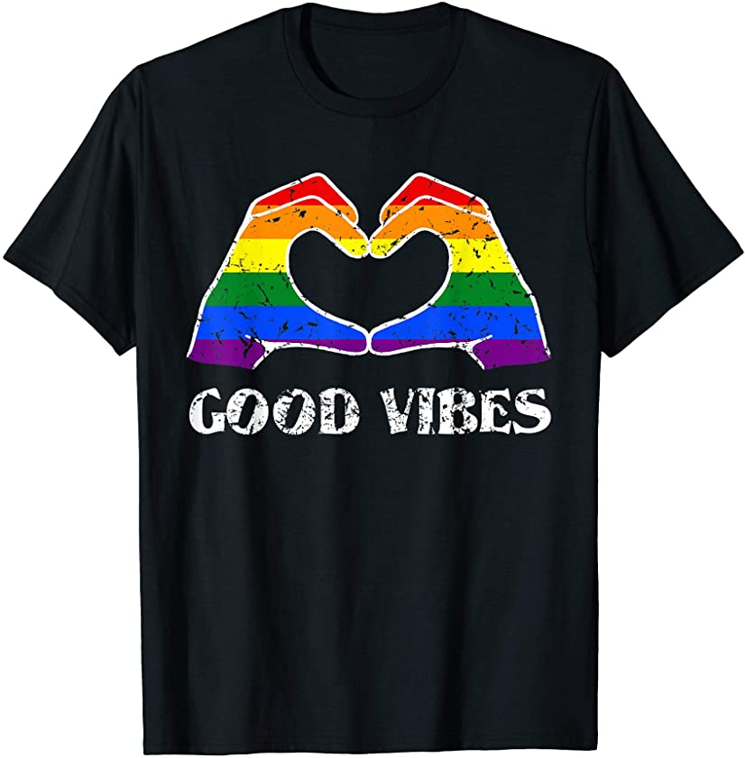 Vintage Good Vibes | Rainbow Hands Heart | Gay Pride Parade T-Shirt