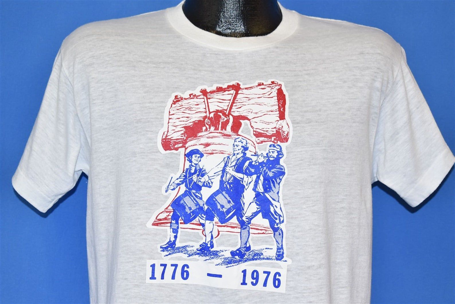 70S Bicentennial Celebrations Usa Liberty Bell 1776-1976 T-Shirt