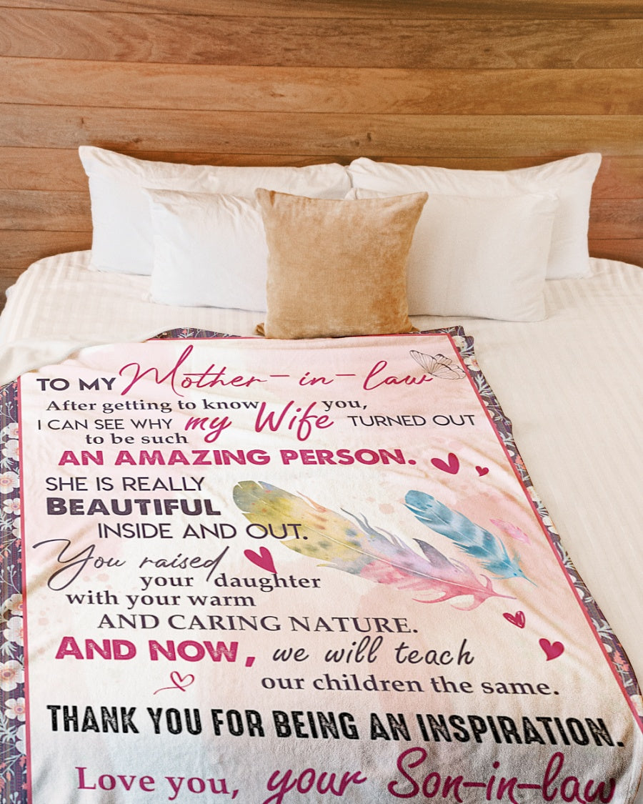 To My Mother-In-Law Thank You For Being An Inspiration Feathers Blanket Gift For Mother From Son-In-Law Birthday Gift Home Decor Bedding Couch Sofa Soft And Comfy Cozy