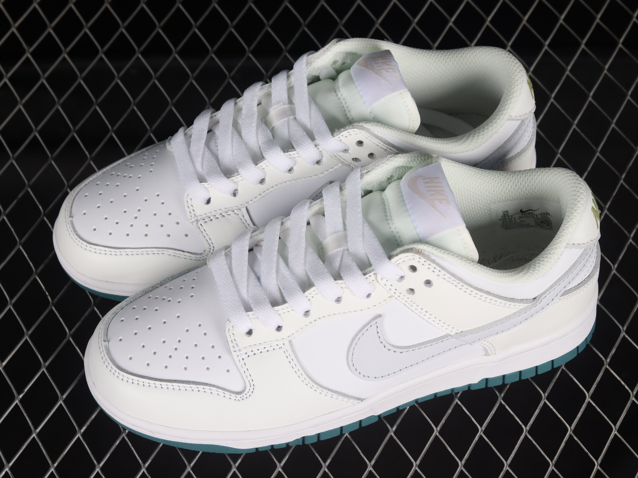 Nike SB Dunk Low White And Green Women Shoes Sneakers SNK211814989