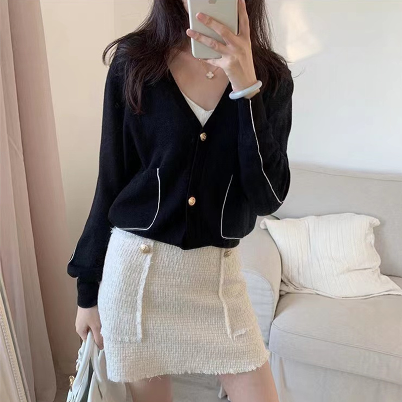 2022 New knitted wool Cardigan Female Short Section Foundation sweater Autumn Winter V Neck Loose Show Thin Cashmere Coat alx