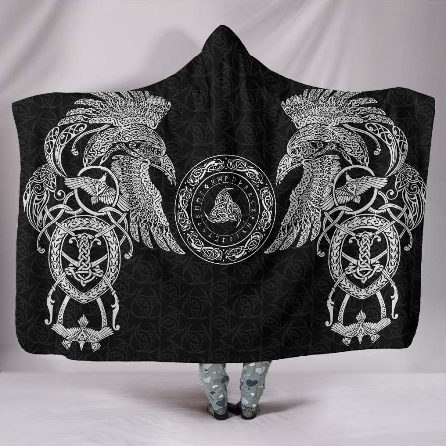 Viking Munin – Tattoo Style Hoodie Version 4.0 Hooded Blanket