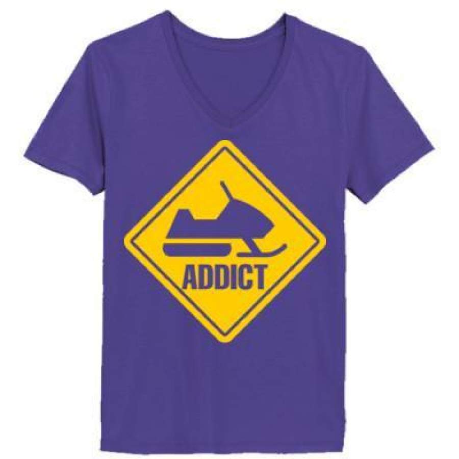 AGR Addict Snowmobile – Ladies’ V-Neck T-Shirt