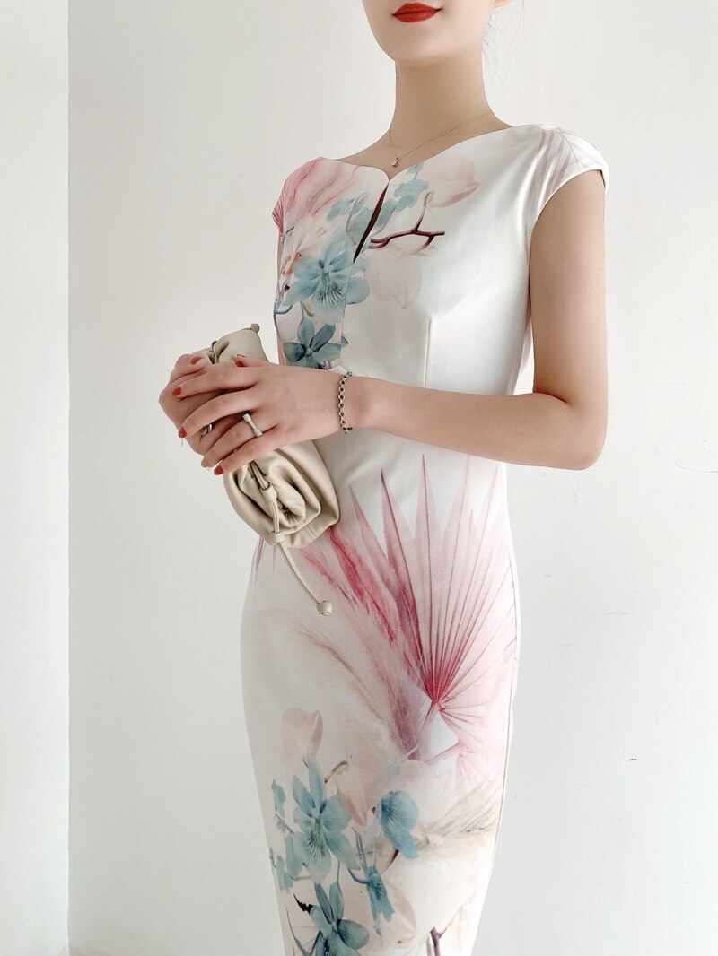 Elegant Floral Print V Neck Bodycon Midi Dress UK Collections Size 0-4 alx