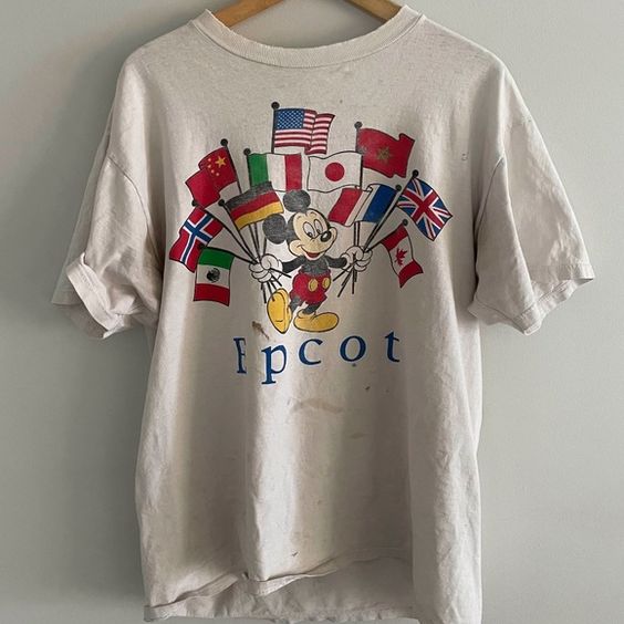 Vintage Disney Epcot aesthetic outfit T Shirt  For Men  For Women