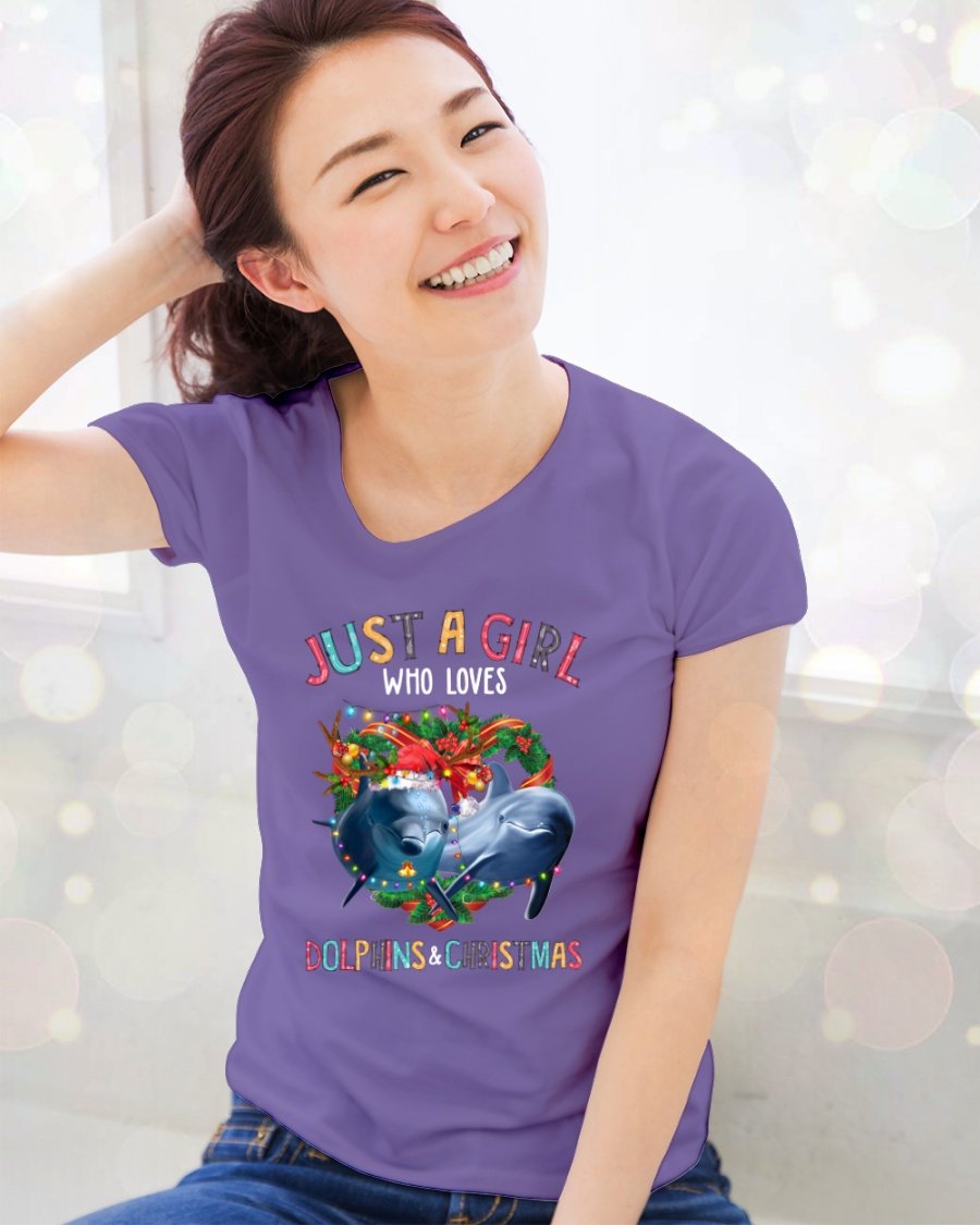 Higozy™ Dolphin And Christmas Classic T-Shirt