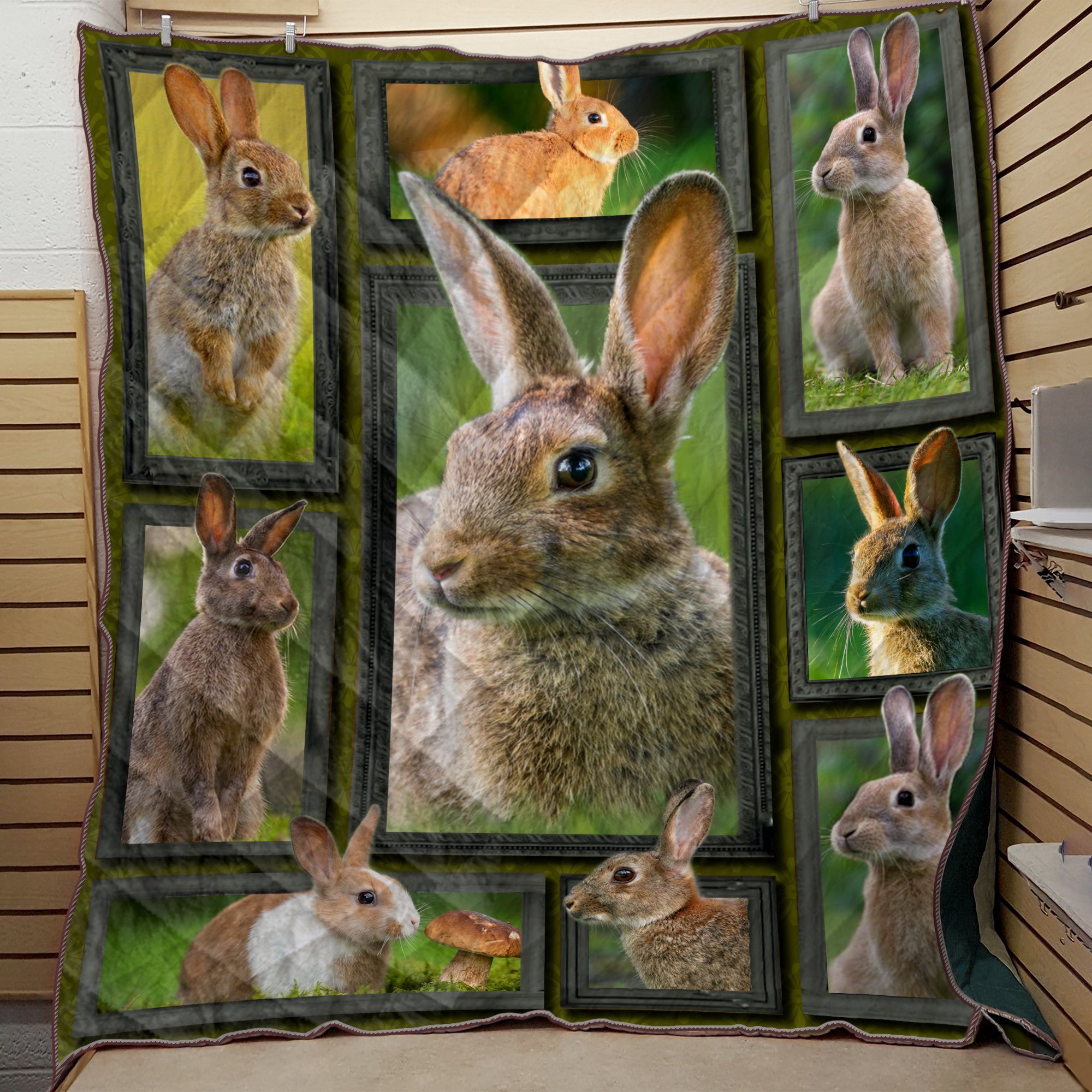 Rabbit Beauty Quilt Blanket