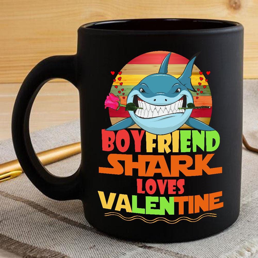 Vintage Boyfriend Shark Doo Doo Doo Coffee Mug Retro Shark And Rose Womens Custom Father’s Day Mother’s Day Gift Idea BPS163