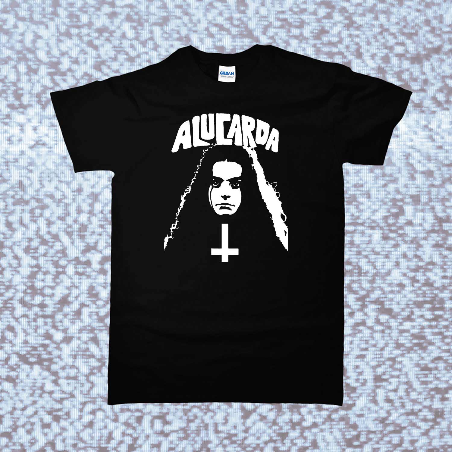 Alucarda  Classic Gildan T-Shirt