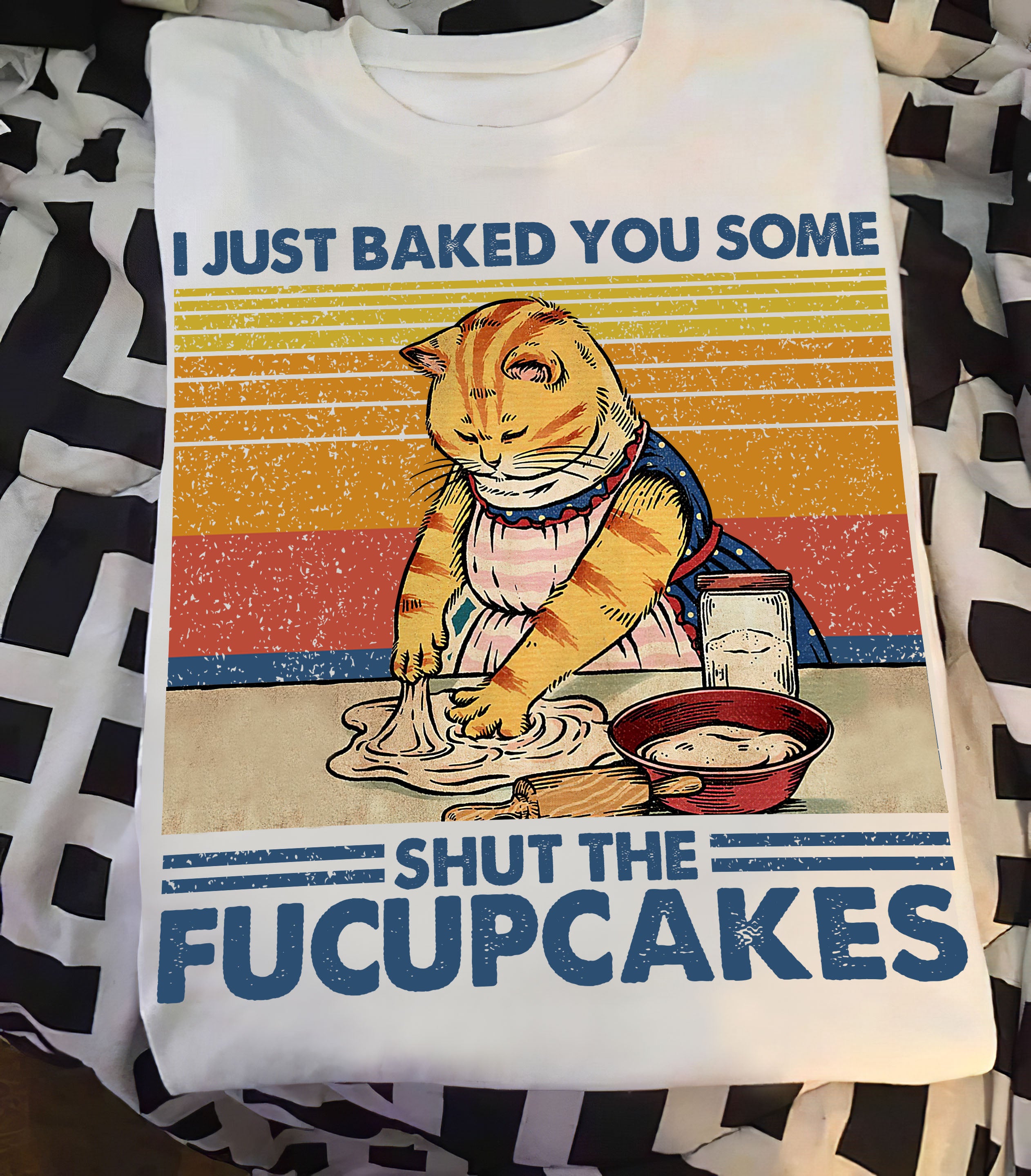Cat Shut The Fucupcakes Graphic Unisex T Shirt, Sweatshirt, Hoodie Size S – 5XL