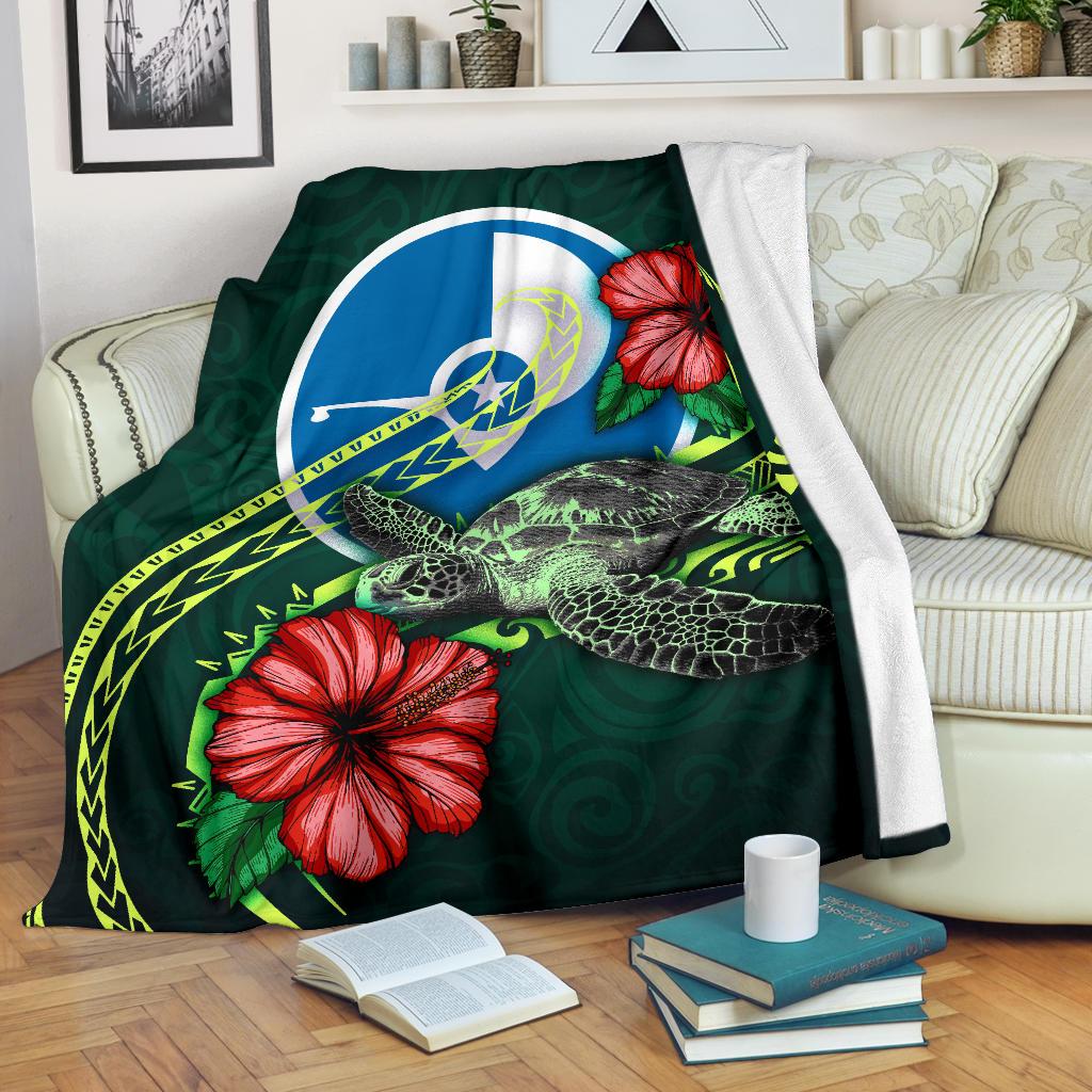 Yap Polynesian Premium Blanket – Green Turtle Hibiscus