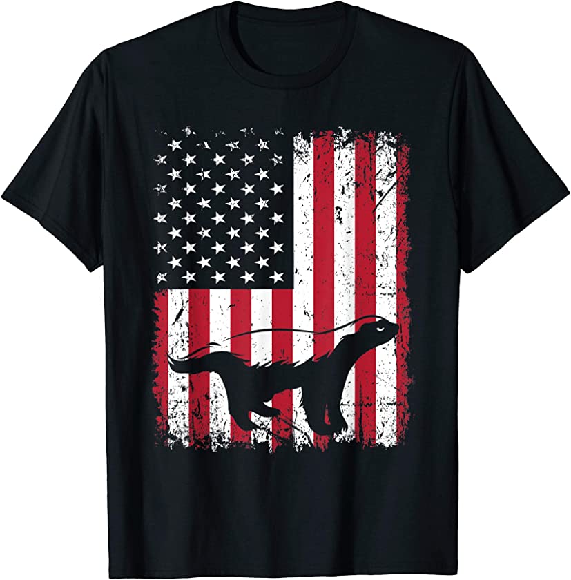 Vintage Honey Badger American Flag Animals Lover Zookeeper T-Shirt