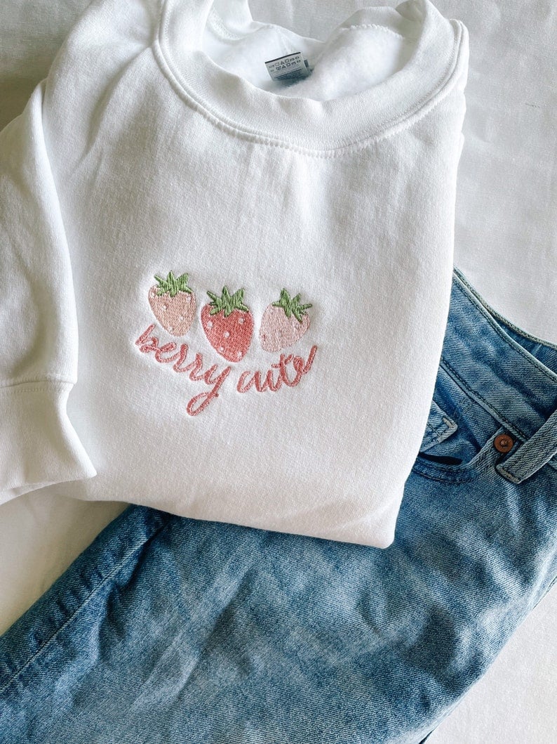 Berry Cute Strawberry Embroidered Sweatshirt 2D Crewneck Sweatshirt All Over Print Sweatshirt For Women Sweatshirt For Men Sws2897