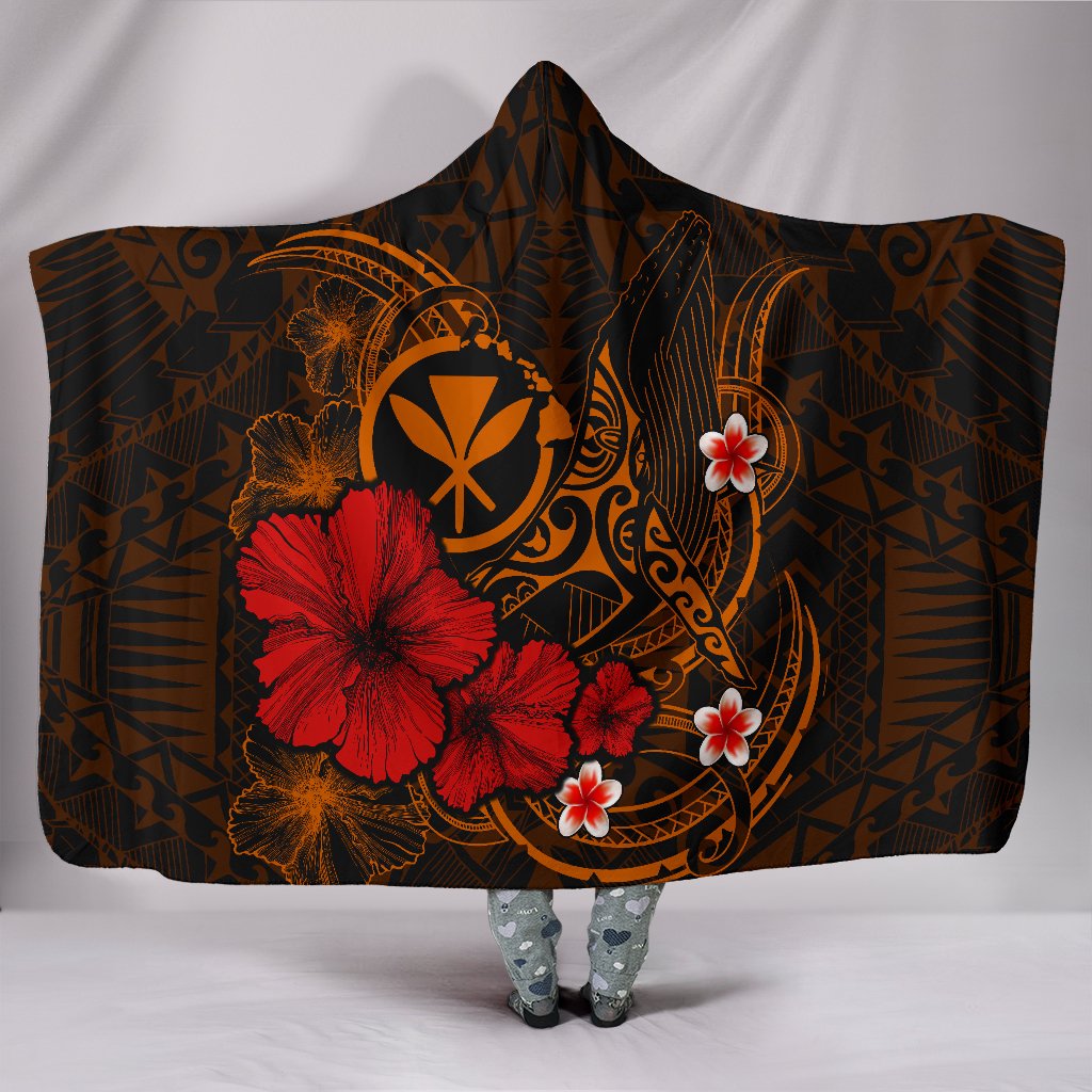 Polynesian Hawaii  Kanaka Maoli Hooded Blanket – Humpback Whale with Hibiscus (Golden) – BN15