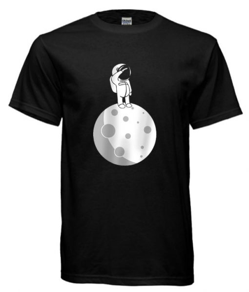 Space Astronaut On The Moon cool T Shirt