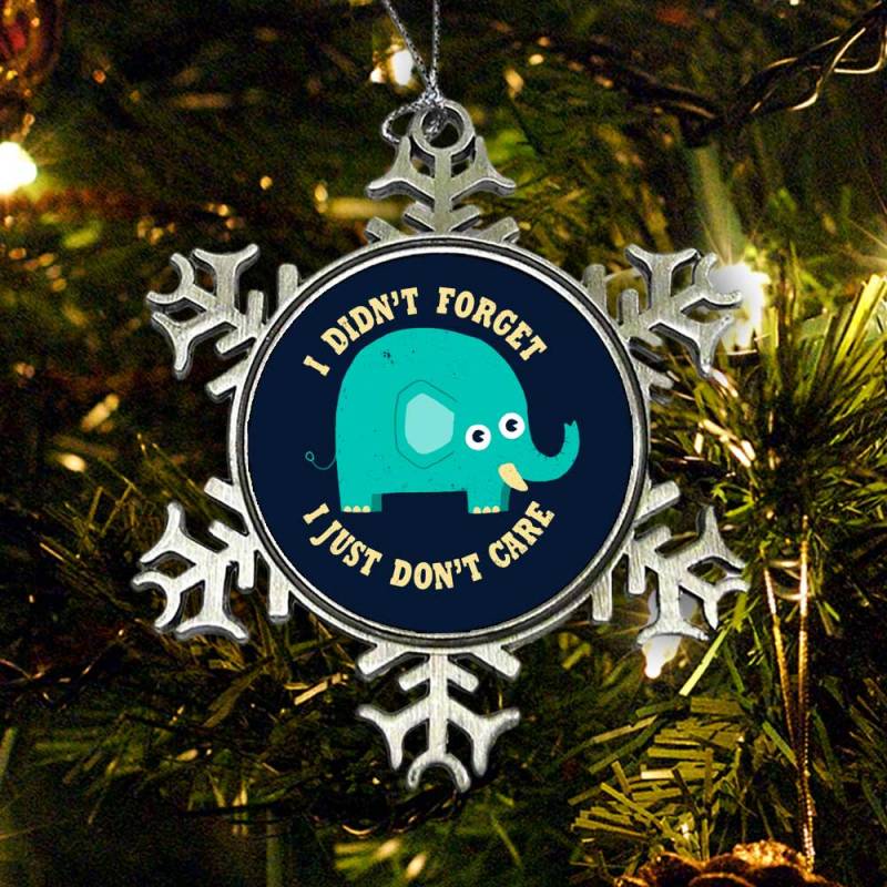 An Elephant Never Cares – Ornament