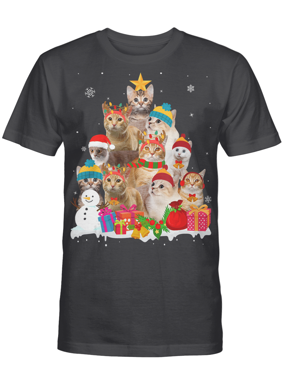 AmazeStyleZ Santa’s Reindeer, Ugly Christmas Sweater, Christmas Gift Ideas, Funny Munchkin Christmas Tree Pet Cat Lover Gift T-Shirt